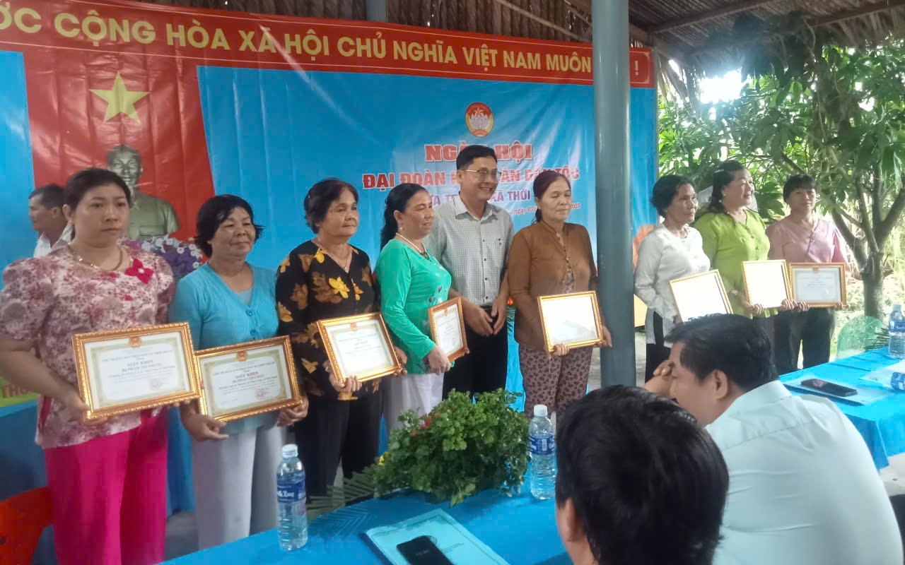 Ấp Thừa Trung tổ chức Ngày hội Đại đoàn kết toàn dân tộc năm 2025