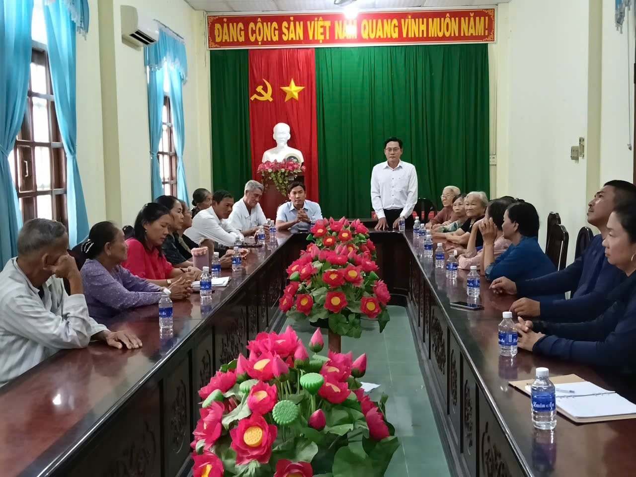 UBND XÃ THỚI THUẬN TỔ CHỨC BUỔI TRAO ĐỔI VỀ CÔNG TÁC QUẢN LÝ CÁC CÔNG TRÌNH GHI CÔNG TRÊN ĐỊA BÀN